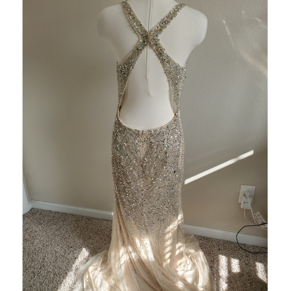 Rhinestone beaded mesh gown - Picture 2 of 15